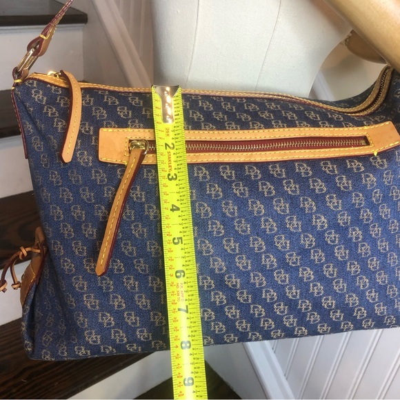 Vintage Dooney and Bourkey Blue Jacquard Monogram Top Zipper Tote Shoulder Bag - Picture 15 of 17